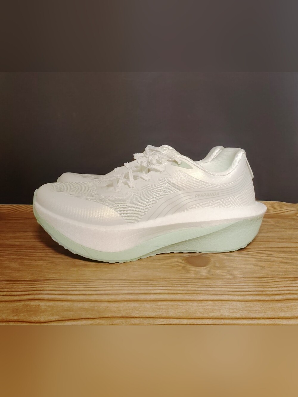 White Lightweight Popcorn Foam Running Shoes Sneakers